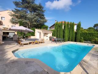 Rez-de-Villa "Clos Saint-Sauveur" modern and chic, 160m2, swimming pool, terrace - Antibes - 6