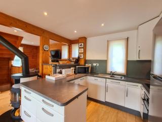 Chalet lumineux avec poêle à bois, WIFI gratuit, garage – 3 chambres, 2 sdb, terrasse sud, Hameau de Flaine - FR-1-425-117 - Flaine - 7