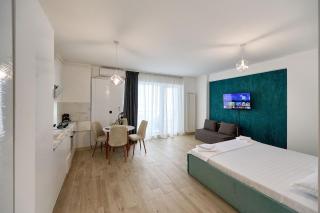AquaWaves - Infinity Pool & Spa Resort - Mamaia Sat/Năvodari - 8