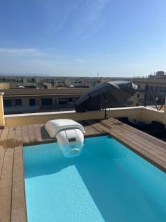 Ático con Piscina Privada y zona Chill Out - 5