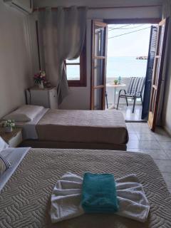 Notos Rooms - Loutro - 1