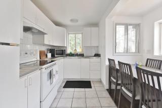 FREE PARKING - Full APARTMENT - 5 min walk to METRO - CENTRAL LOCATION - Montréal - 1