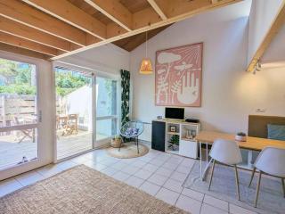 * Jolie villa patio près de la plage des Bourdaines * - 8