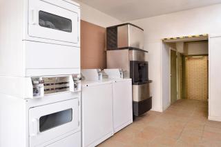 SureStay Hotel by Best Western Virginia Beach Royal Clipper - 7