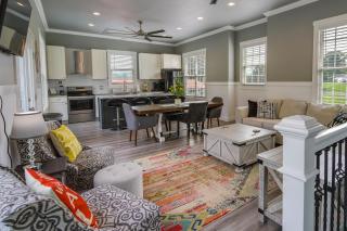 Lakefront Sharps Chapel Retreat with Boat Dock! - 8