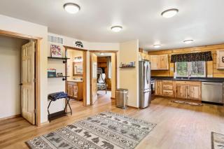 Welcoming Wasilla Cabin with Patio! - 3