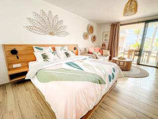 Hello Summer large studio on Orient Bay beach - 4