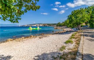 3 Bedroom Amazing Home In Kraljevica - 8