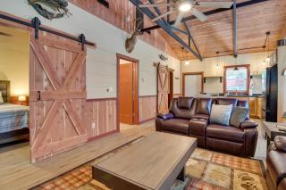 Lakefront Bull Shoals Cabin Rental Pets Welcome! - Bull Shoals - 6
