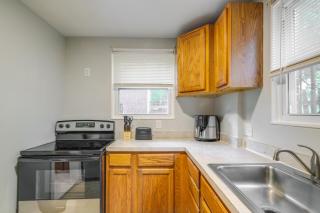 Washington, DC, Area Apartment 8 Mi to Downtown! - 4