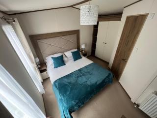 Althea, White Horse, Seal Bay Resort - Selsey - 2