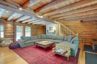 Accord Vacation Rental with Pool and Hot Tub! - Accord - 3