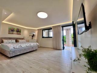 מבט אל הואדי - 8