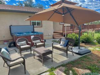 Mountain Vistas House and Acreage - Monument - 8