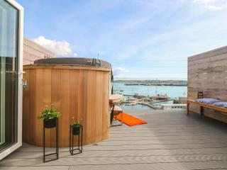 16 Arwenack Street - 8