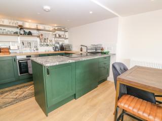 16 Arwenack Street - 1