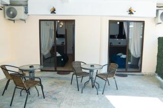 Sunshine Apartments - 2