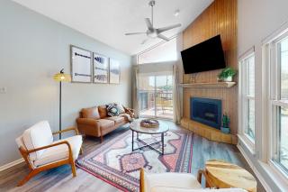 Wake at the Lake - 0