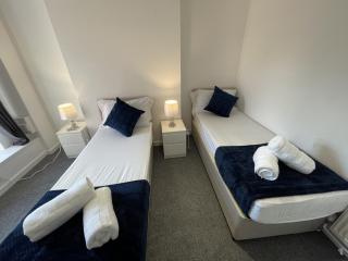 Courtyard Stay - 2