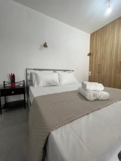Vespista Boutique - Città di Skiathos - 3