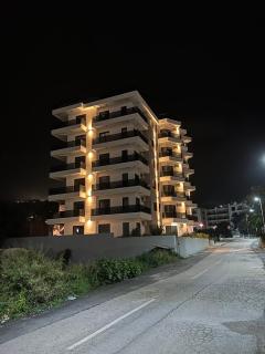 Apartment LoveNest - Bar - 4