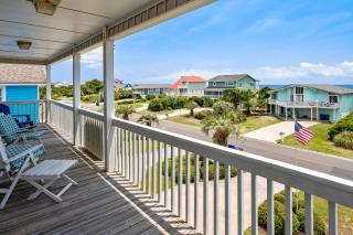 Clear For Take Off by Oak Island Accommodations - Caswell Beach - 5