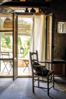 CAN TAT, Loft in a old coach house - Sant Jordi Desvalls - 2