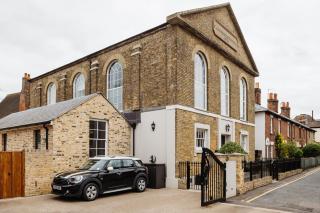 Grand Historical Listed energy efficient retreat Canterbury completely modernised - 9