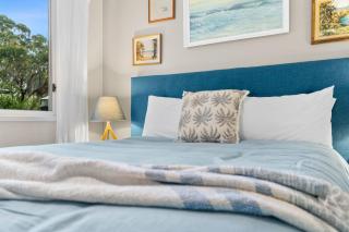 24 Hyam Rd Hyams Beach - 1