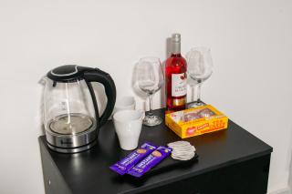 Maidstone High St - Deluxe Ensuite Rooms - Fast Wi-Fi - Kent - 7