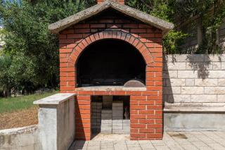 Apartments by the sea Duce, Omis - 11673 - 2