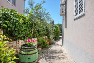 Apartments by the sea Zaboric, Sibenik - 469 - Žaborić - 4