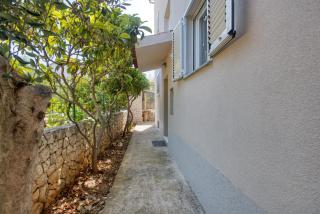 Apartments by the sea Zaboric, Sibenik - 469 - Žaborić - 3