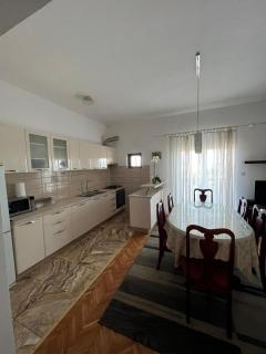 Apartments with a parking space Kastel Sucurac, Kastela - 21585 - Kastel Sucurac - 1