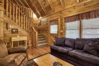 ER205 - Love Nest Great location - Close to town! cabin - 7