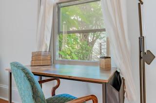 Midcentury Modern - central location to all - Columbus - 5