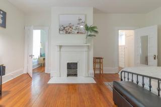 Midcentury Modern - central location to all - Columbus - 2