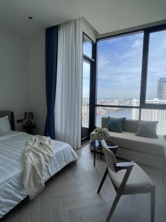 Luxury River View - 9
