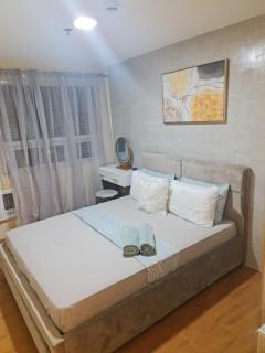 Cozy 2 bedroom Condo in Davao near Airport with balcony - Davao - 2