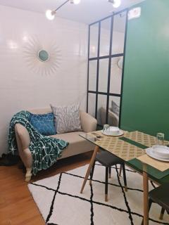 Cozy 2 bedroom Condo in Davao near Airport with balcony - Davao - 1