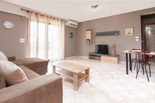 Theoni’s country house with garden and sea view - 2