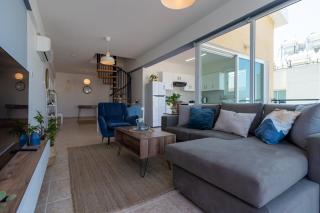 Chloris 3- Bedroom Apartment W/Pool in Larnaca - Larnaca - 5