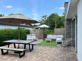 Family bungalow with garden for 6-8 people - 6