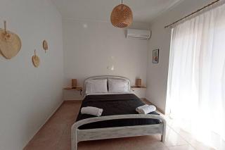 Bougainvillea Apartment Spacious Family Home in Zakynthos Town - 5
