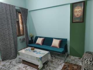 Banaras house 100mtr far from Banaras station opposite to gate no 2entry - 9