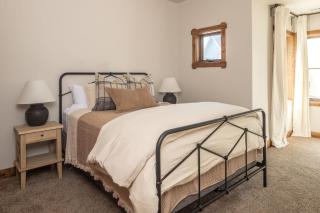 Essentia Townhome 167A - Big Sky - 5