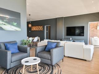 GND Properties Luxury Apartment - 7