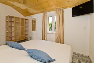 Robinson house T'n'T - 2