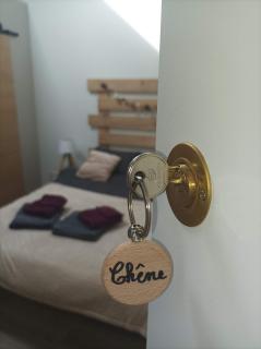 Les Iris - Chambre Chêne - Avanton - 9