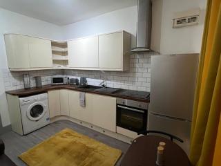 Ground Floor Two Bed Cairo Street - Warrington - 6